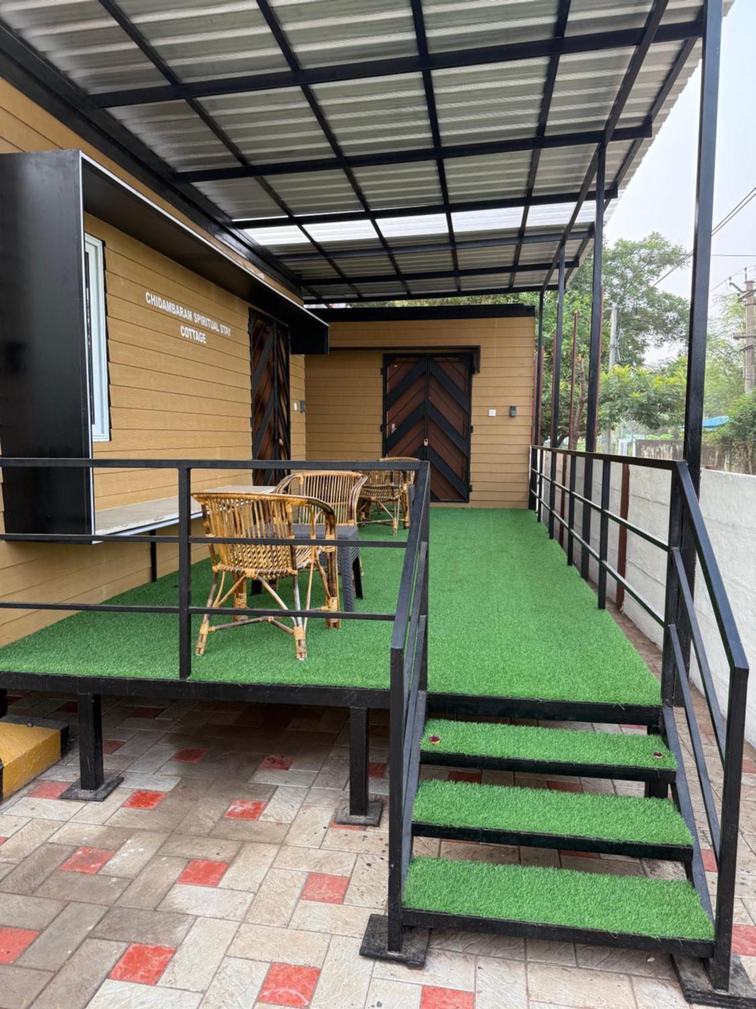 Chidambaram Spiritual Stay Exterior foto